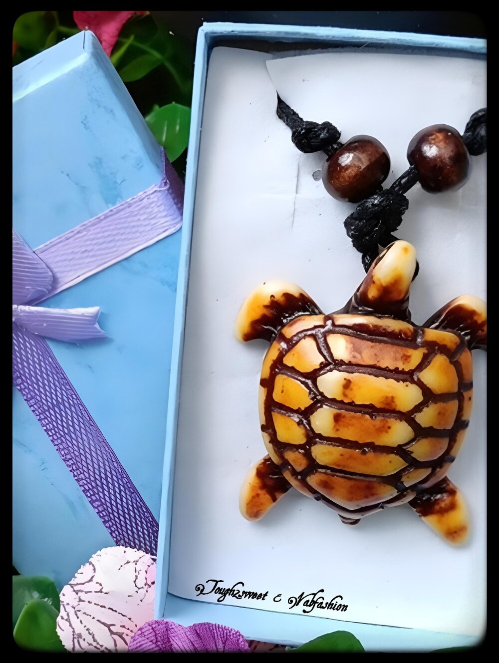 🆕️ARTISAN CARVED RESIN TURTLE ADJUSTABLE NECKLACE (A1) GIFT BOXED